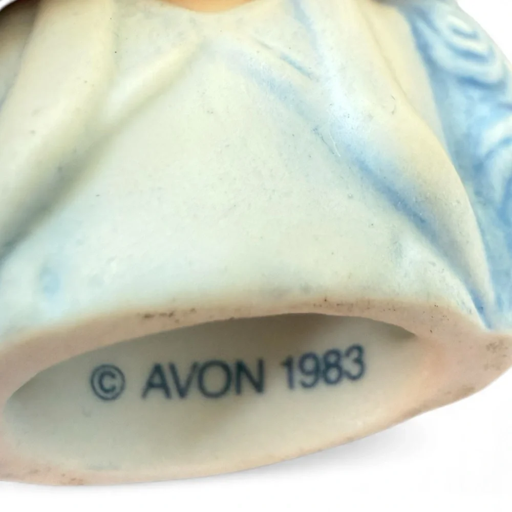 Avon Fashion Silhouettes Porcelain Thimbles Set of 3 Vintage Original - Picture 5 of 5
